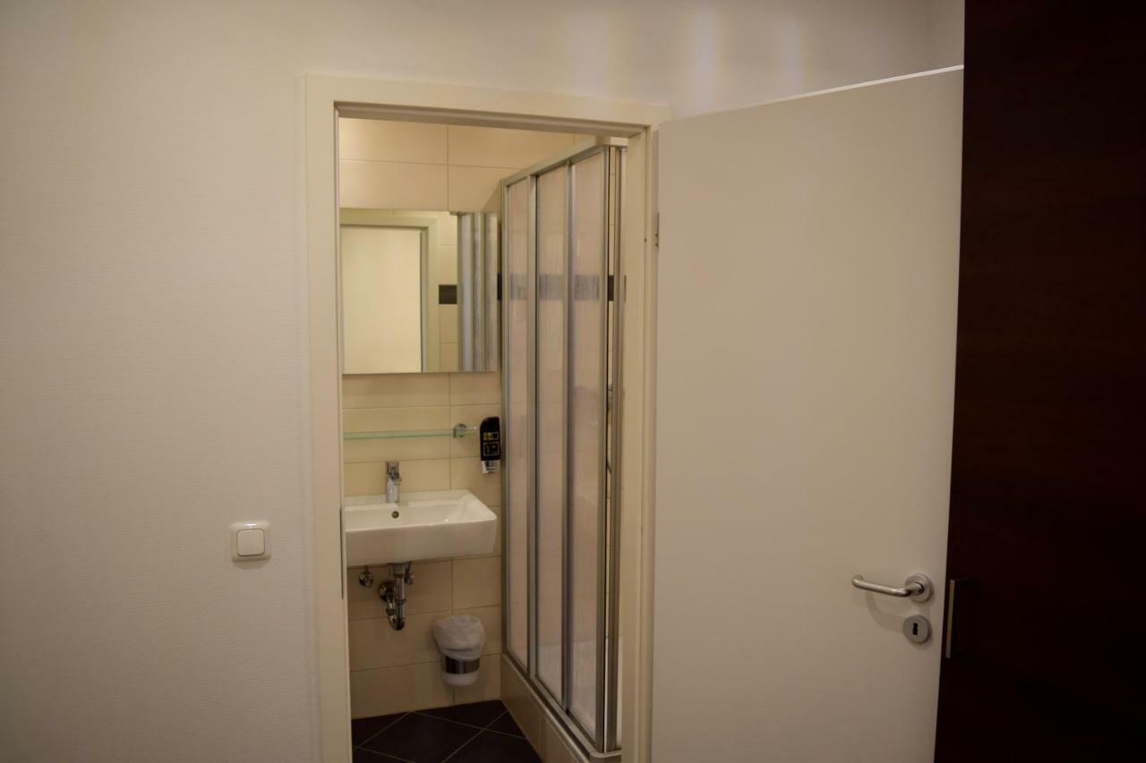 Trip Inn Budget Hotel Messe Frankfurt am Main Eksteriør billede
