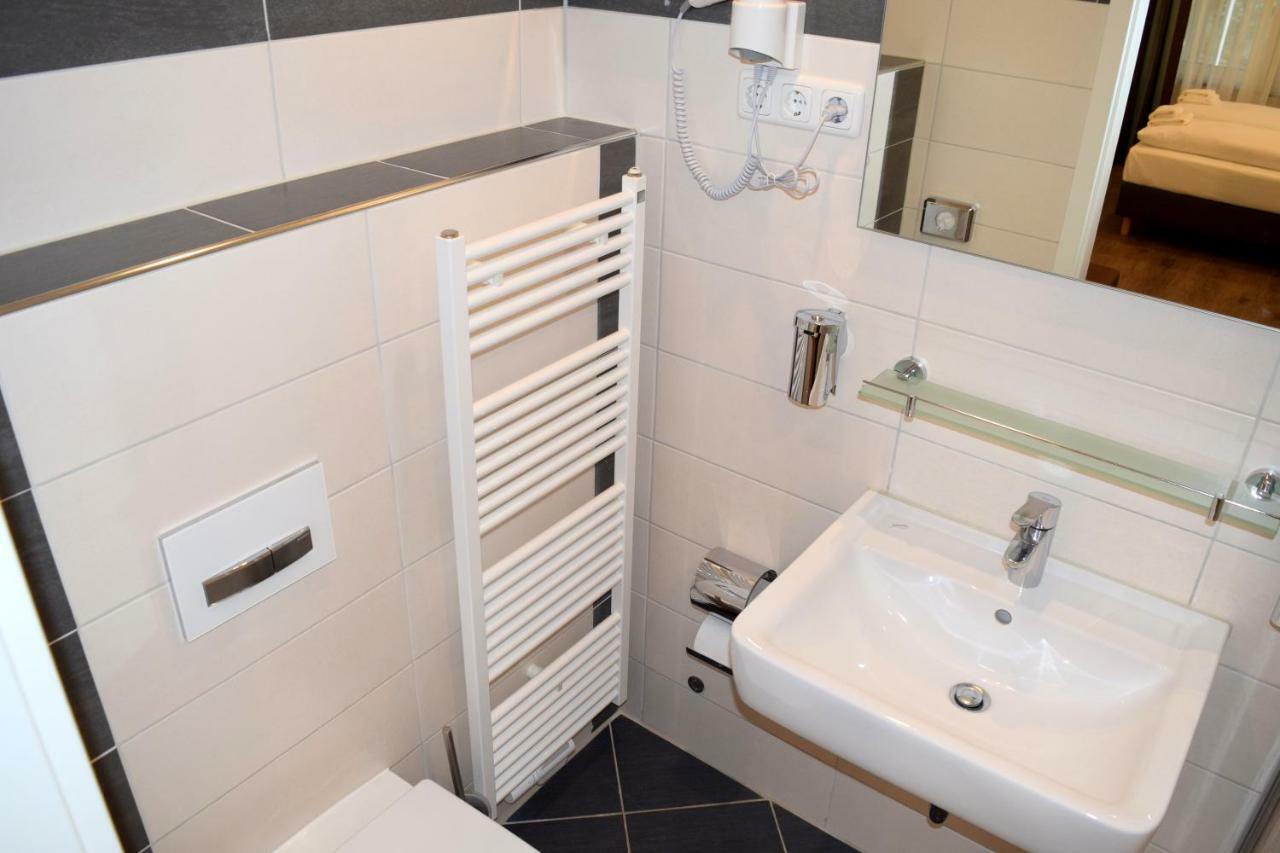 Trip Inn Budget Hotel Messe Frankfurt am Main Eksteriør billede