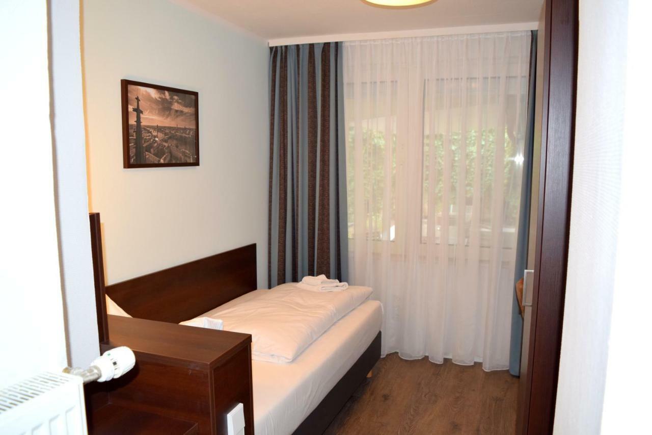 Trip Inn Budget Hotel Messe Frankfurt am Main Eksteriør billede